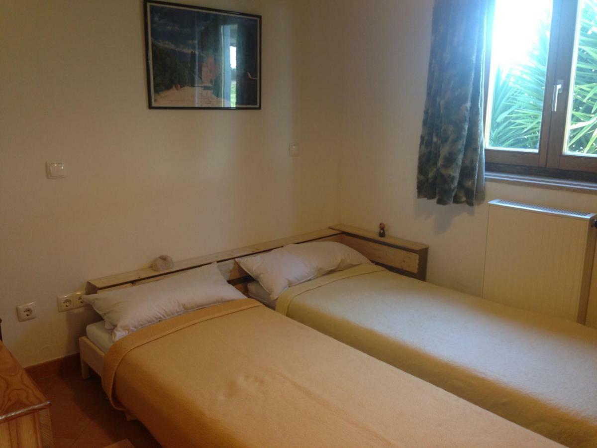 里戈尔Quintinha Mojud住宿加早餐旅馆 外观 照片